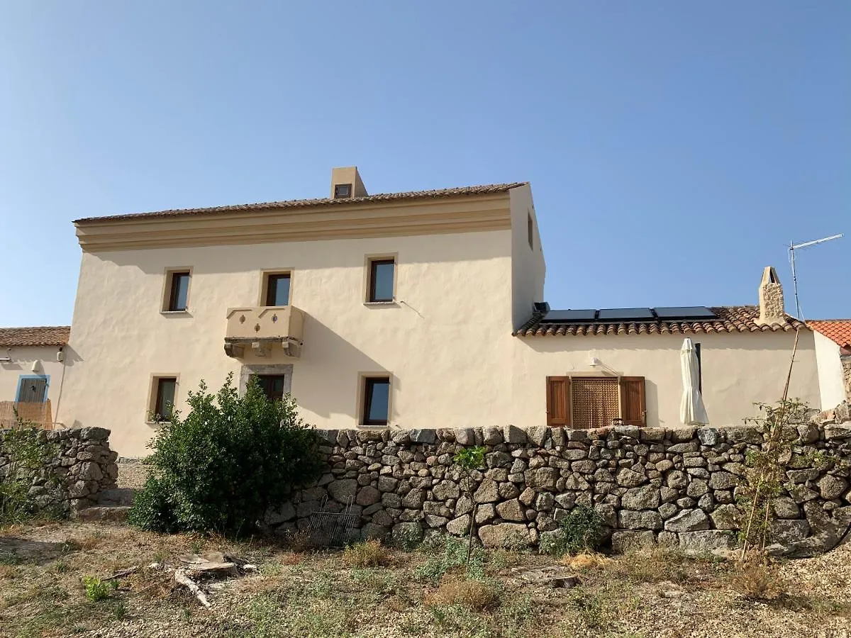Pensjonat Stazzu Nuraghe Mannucciu Rena Majore